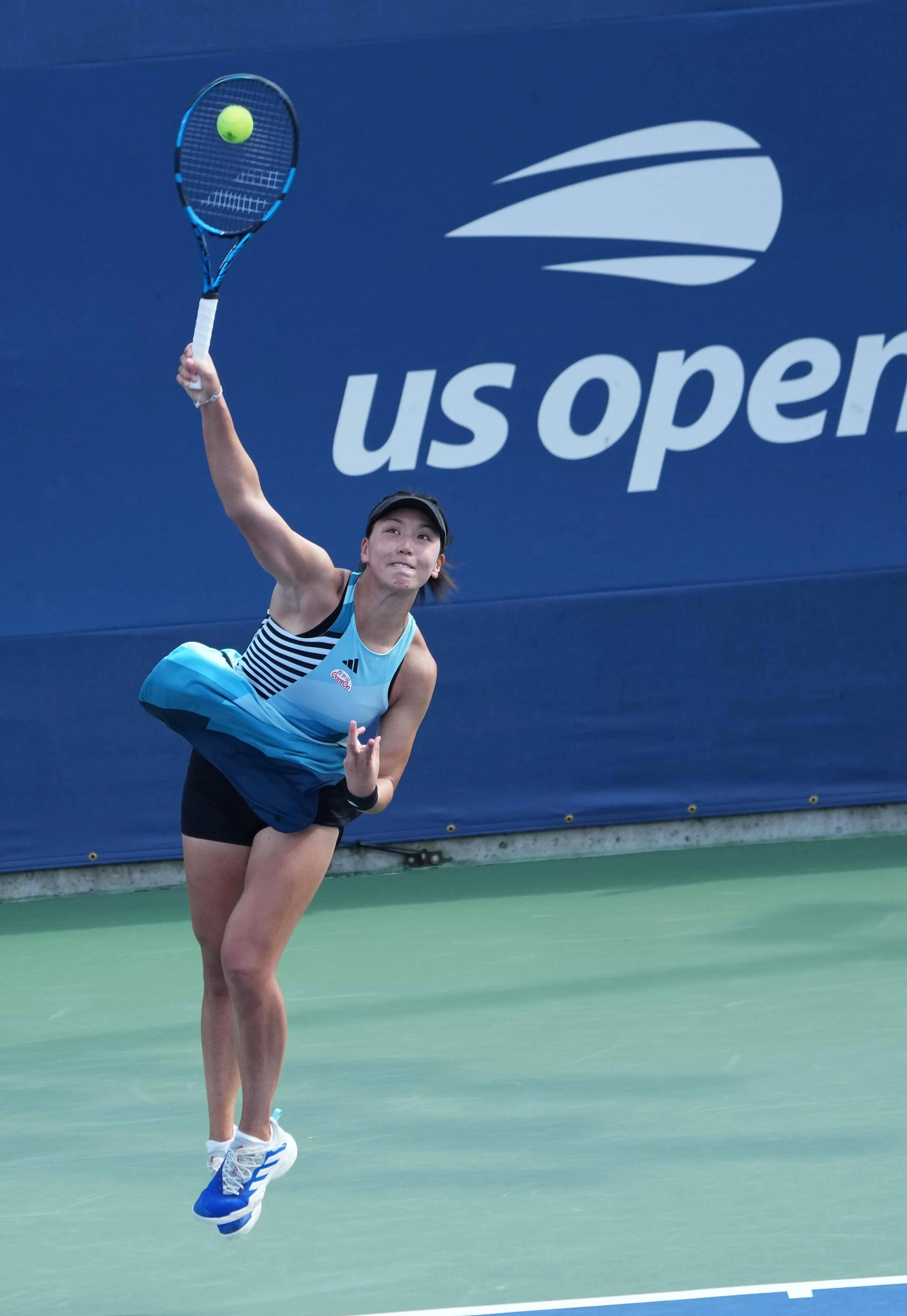 自己在绿茵 自己在绿茵