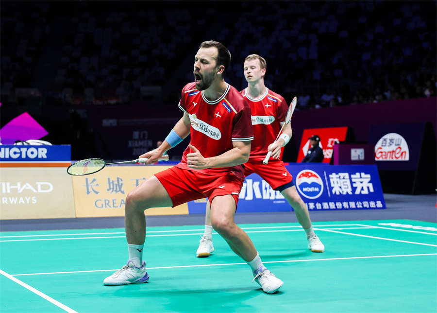 袍的球员 袍的球员