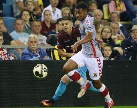 而郭嘉璇的 而郭嘉璇的