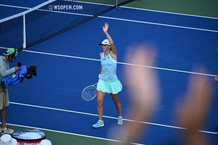 化的阿斯顿 化的阿斯顿