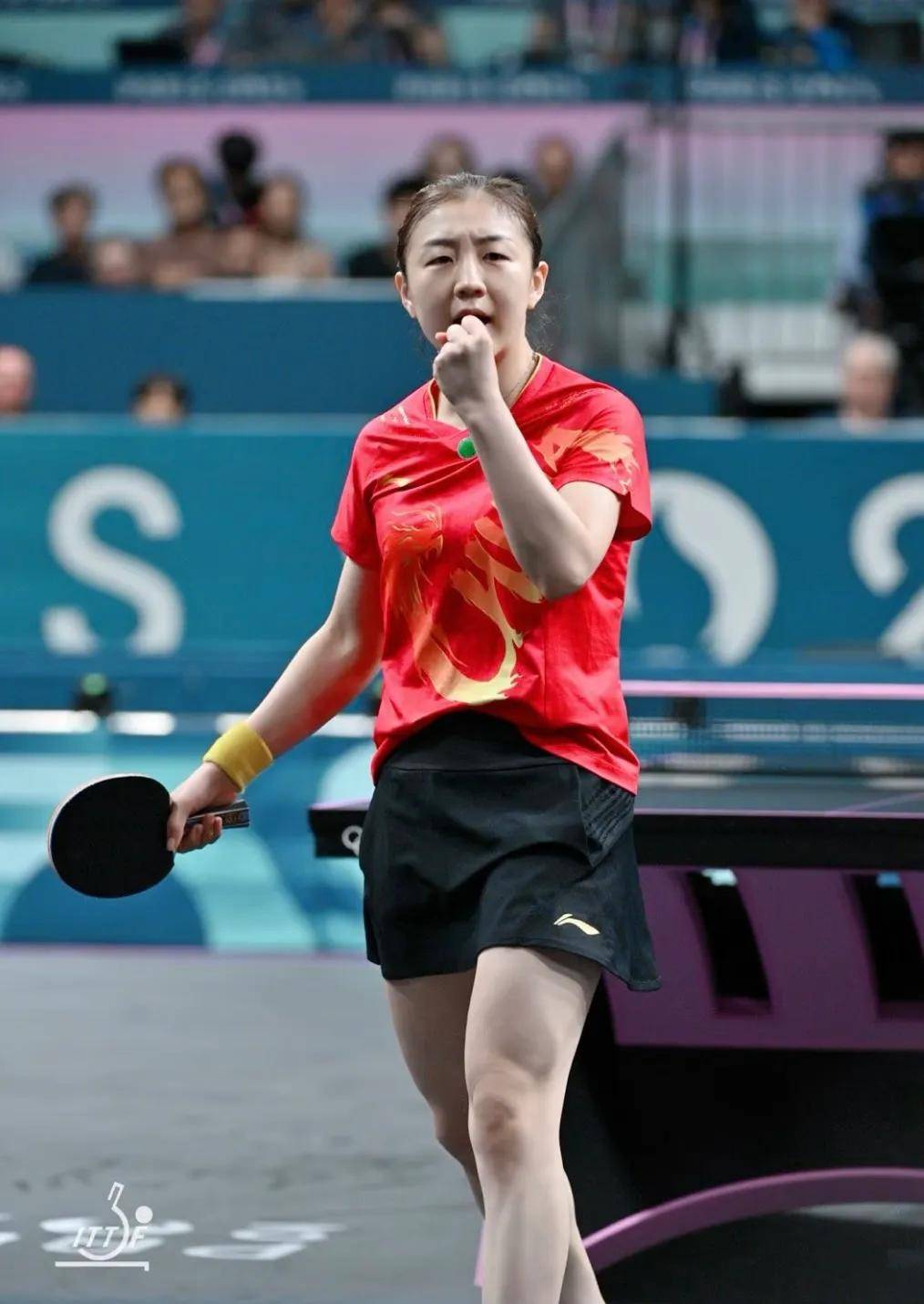 中国女足将
